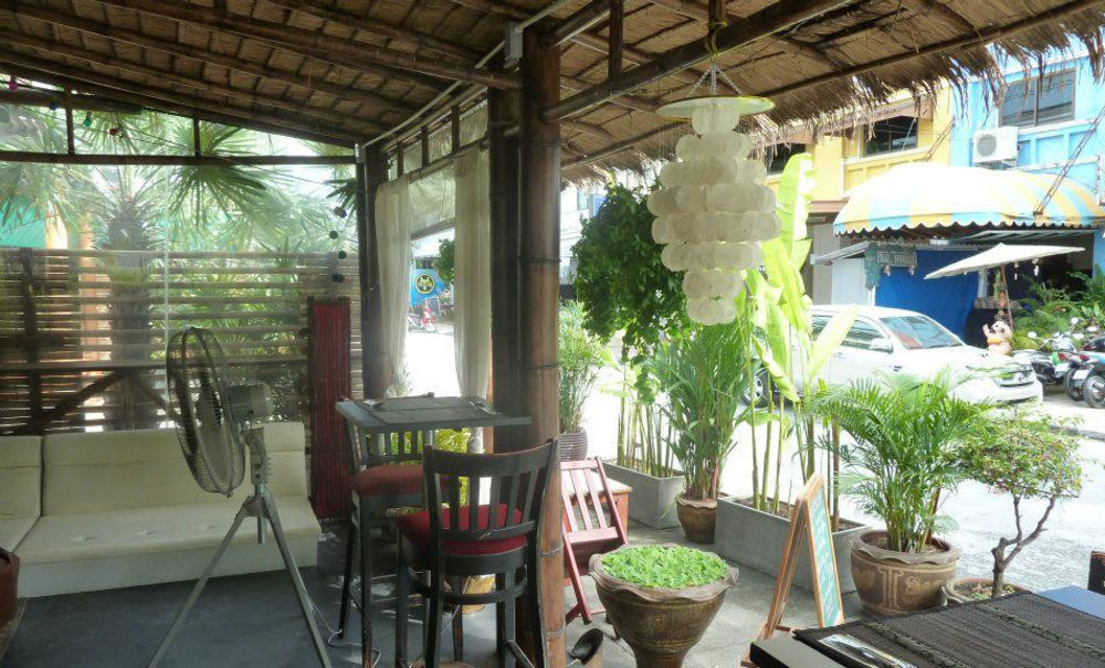 Supergreen Hotel Chalong Exterior foto