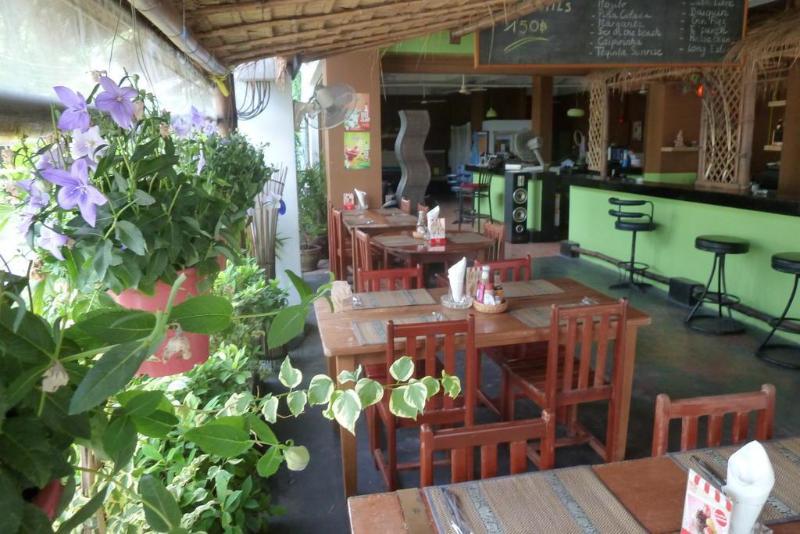 Supergreen Hotel Chalong Exterior foto