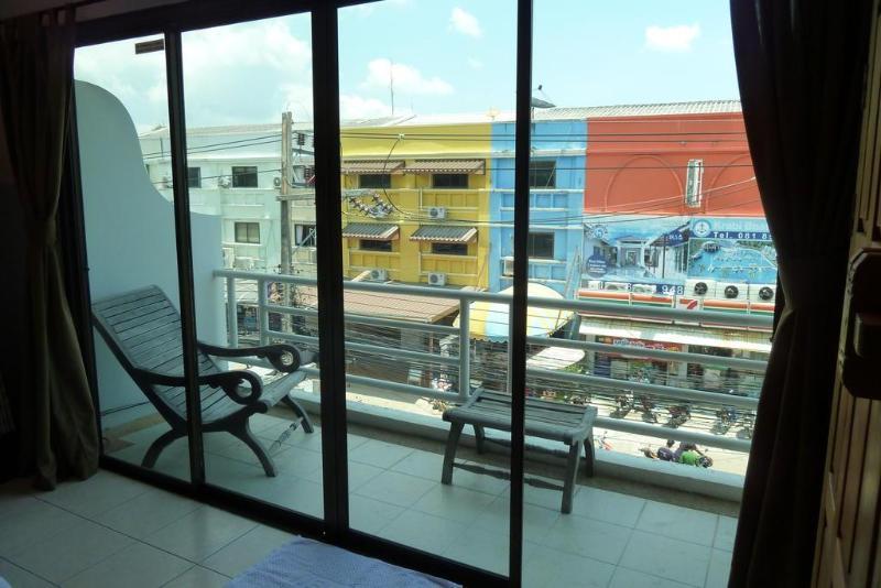 Supergreen Hotel Chalong Exterior foto